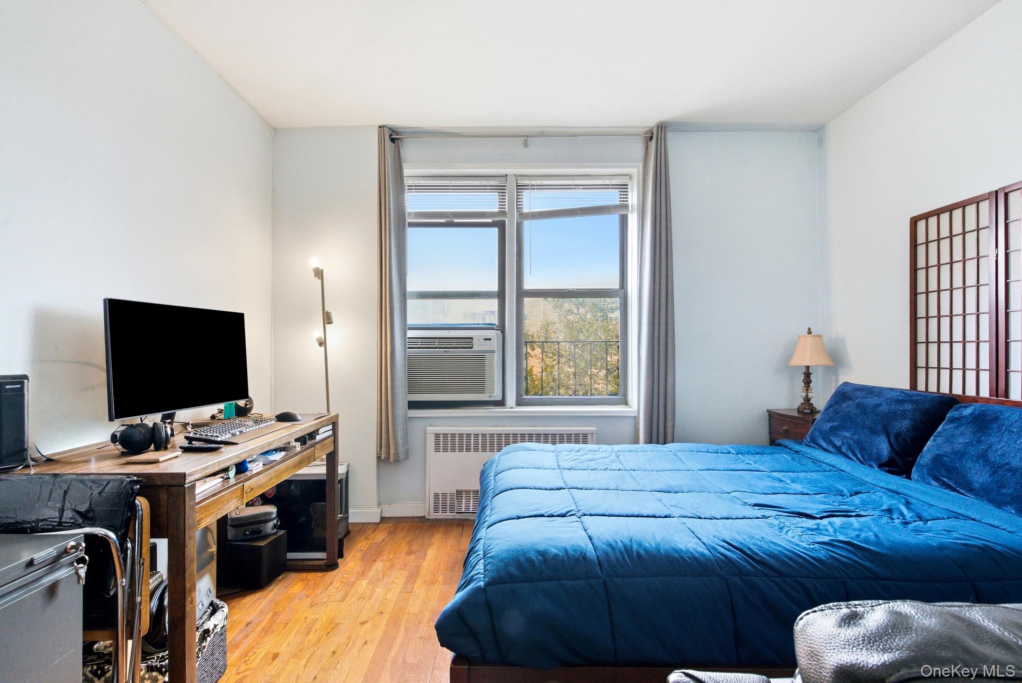 71-11 Yellowstone Boulevard, Unit 4M photo 20