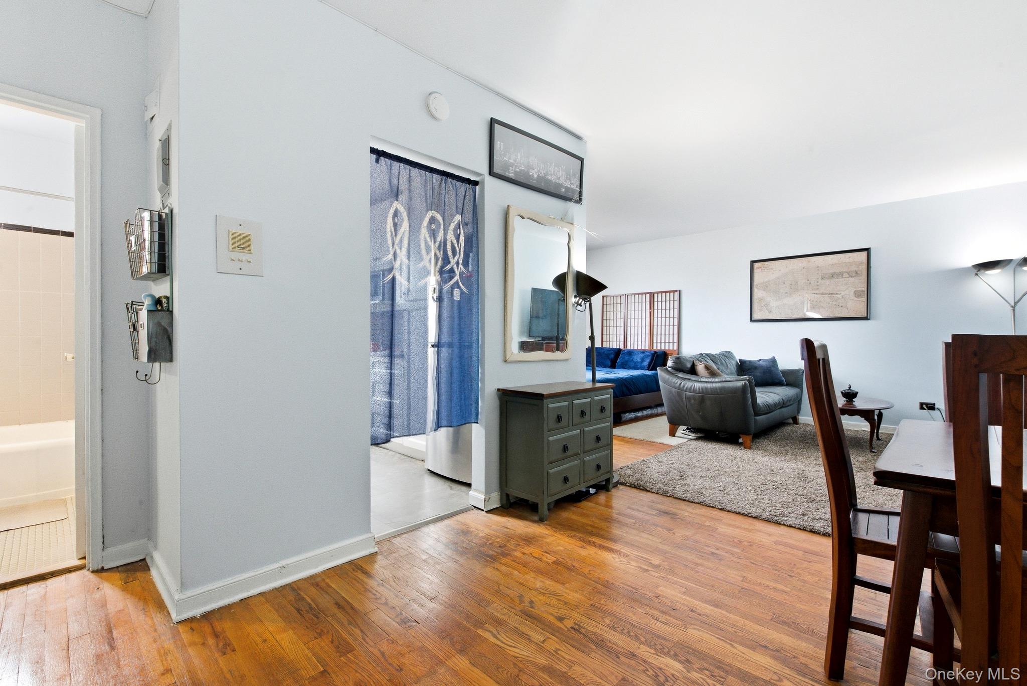 71-11 Yellowstone Boulevard, Unit 4M photo 14