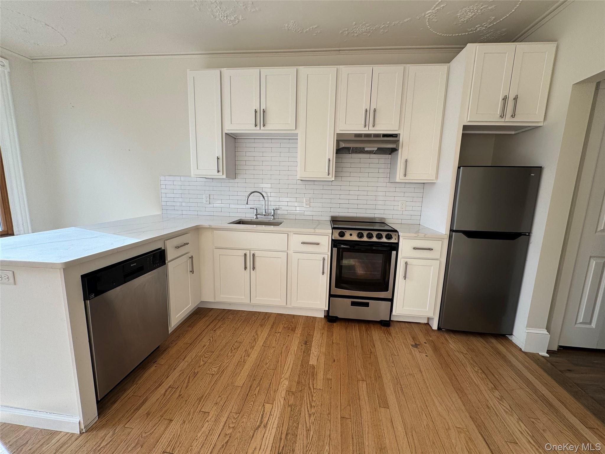 317 Main Street, Unit 301 photo 14