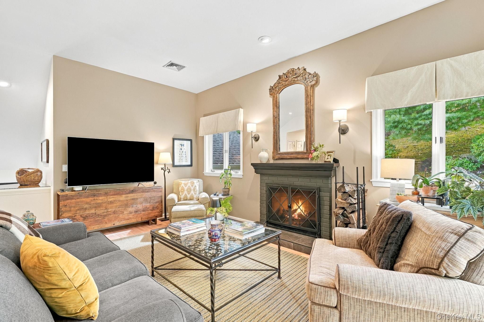 823 Heritage Hills, Unit A photo 11