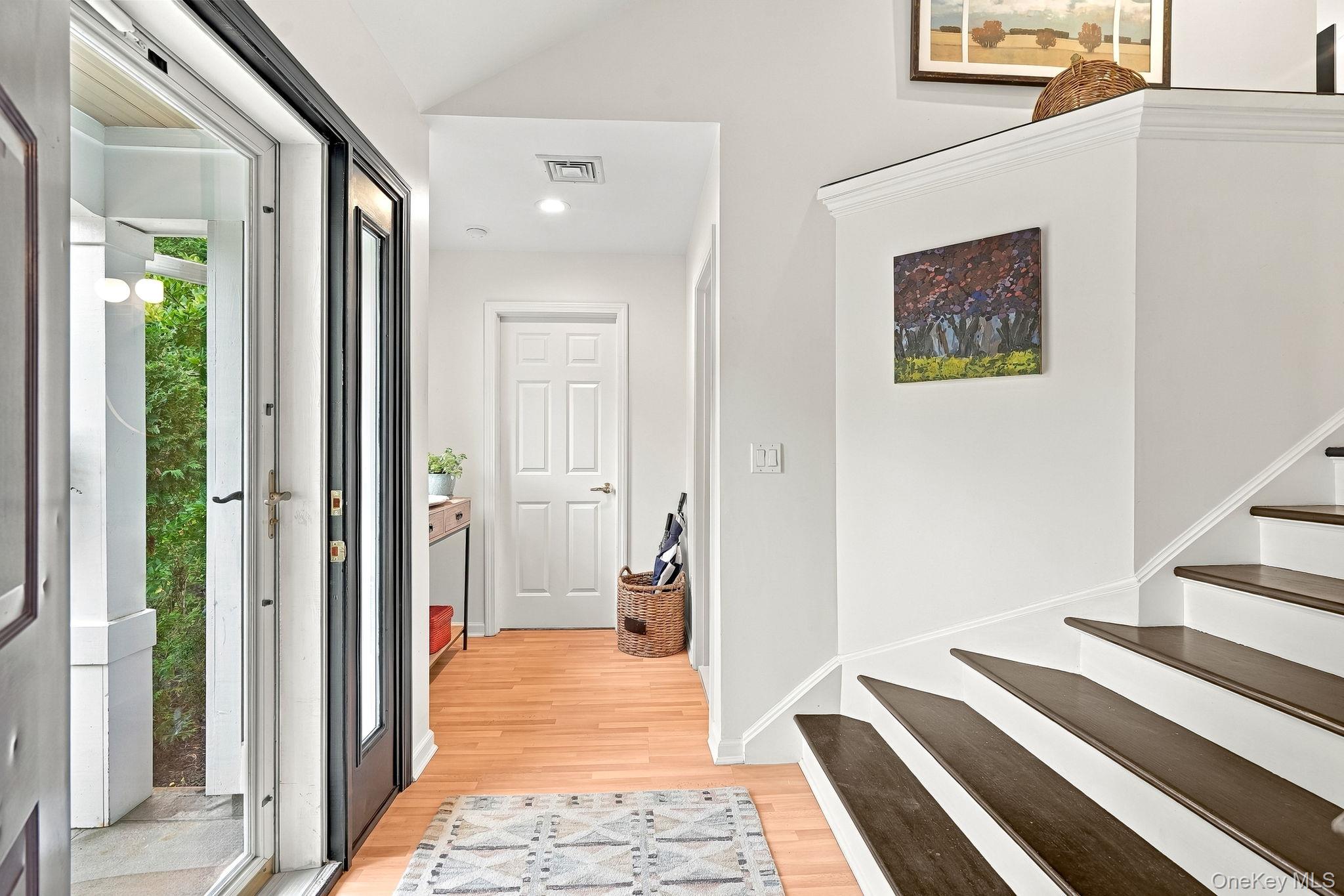 823 Heritage Hills, Unit A photo 3