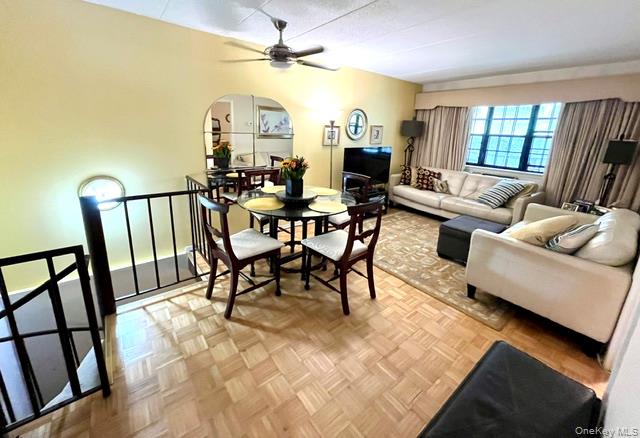 6809 242nd Street, Unit 33A photo 11