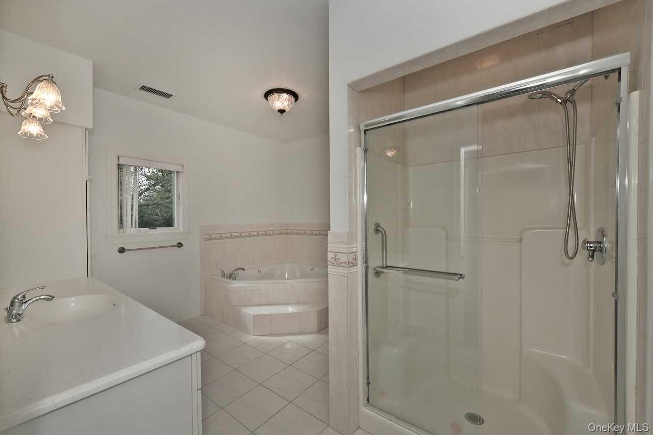 299 Pine Acre Boulevard – For Sale photo 18