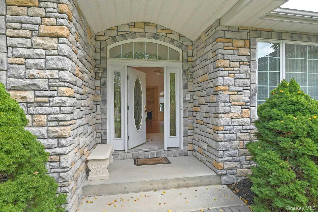 299 Pine Acre Boulevard – For Sale photo 4