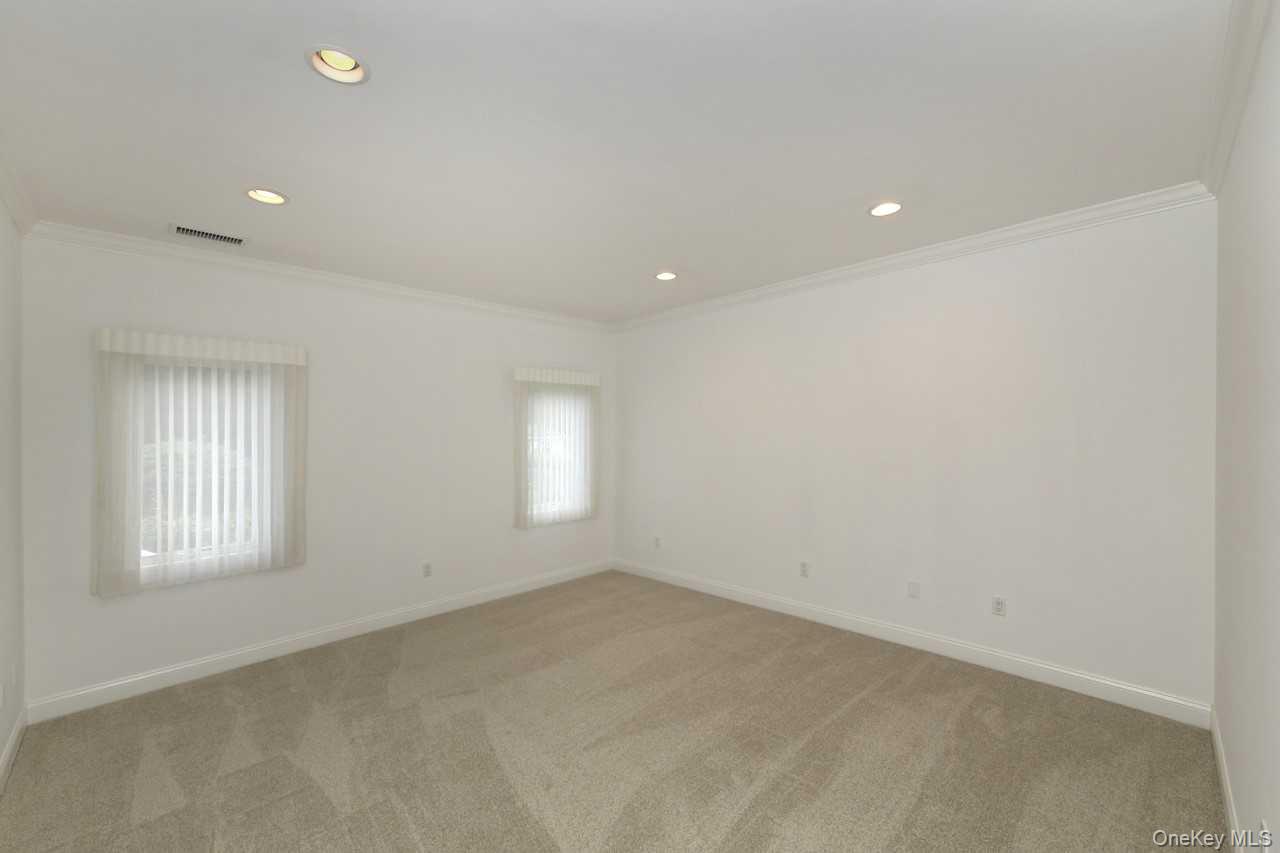 299 Pine Acre Boulevard – For Sale photo 17