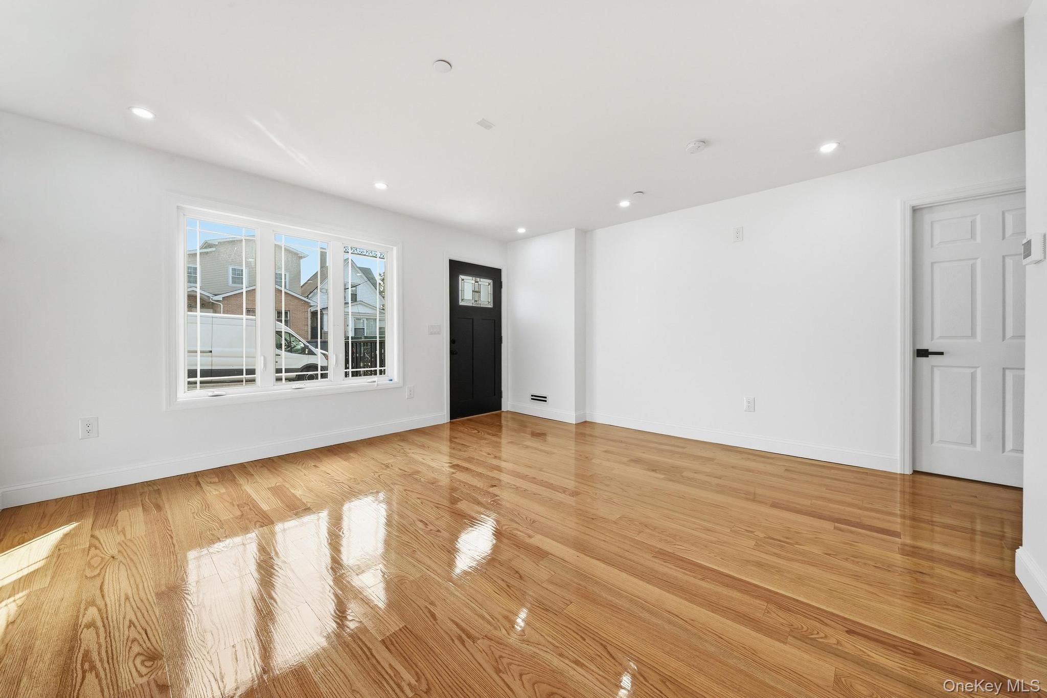 123-24 135 Street – For Sale photo 4
