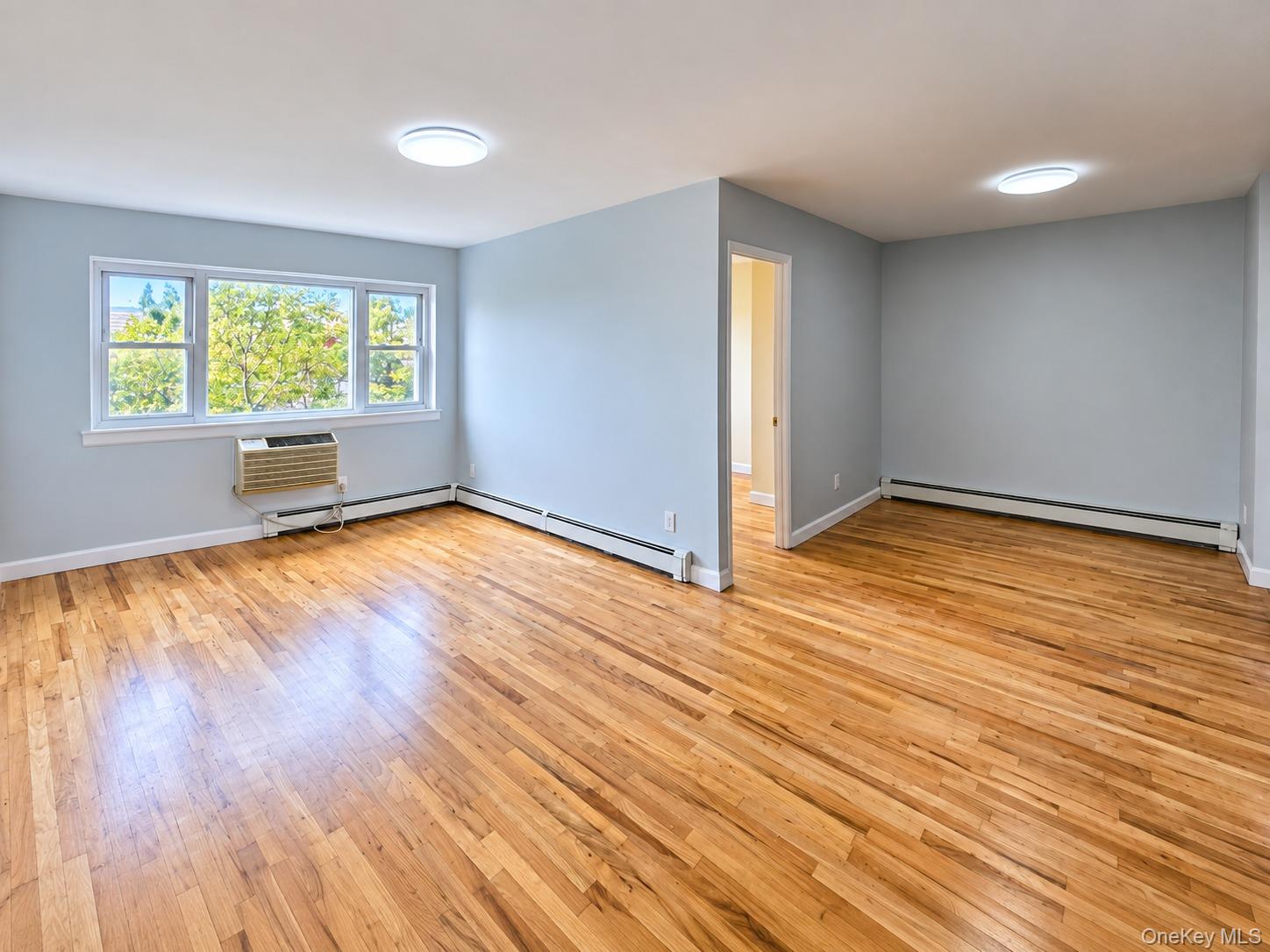 2551 46th Street – For Rent