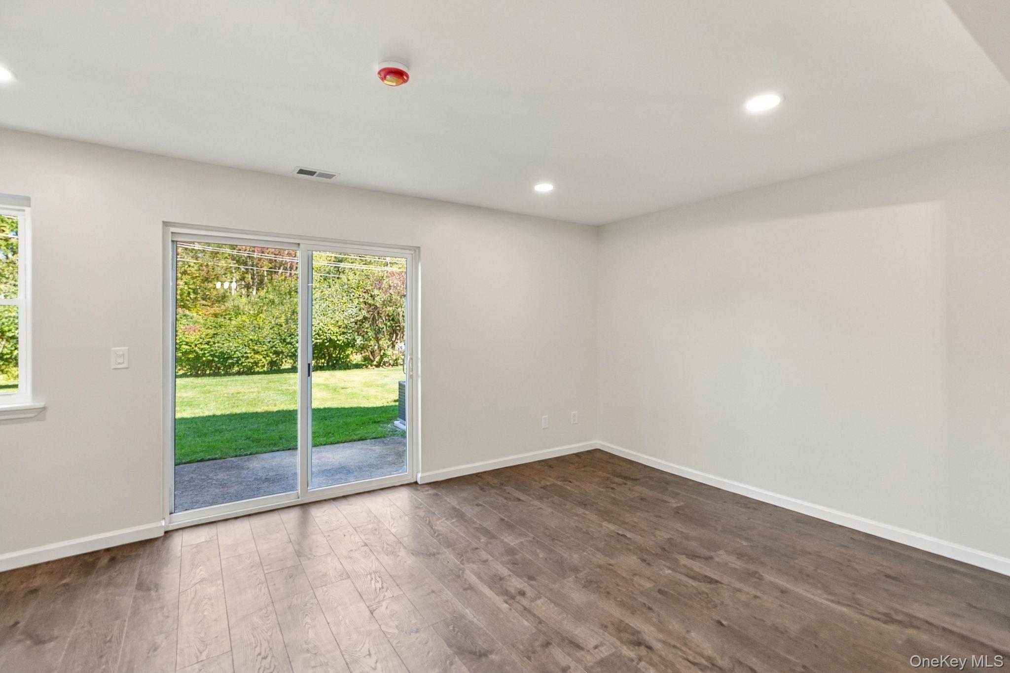 276 Temple Hill Road, Unit 1305 photo 13