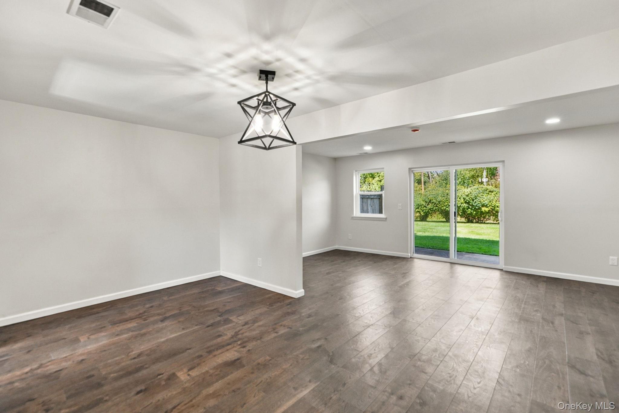 276 Temple Hill Road, Unit 1305 photo 10