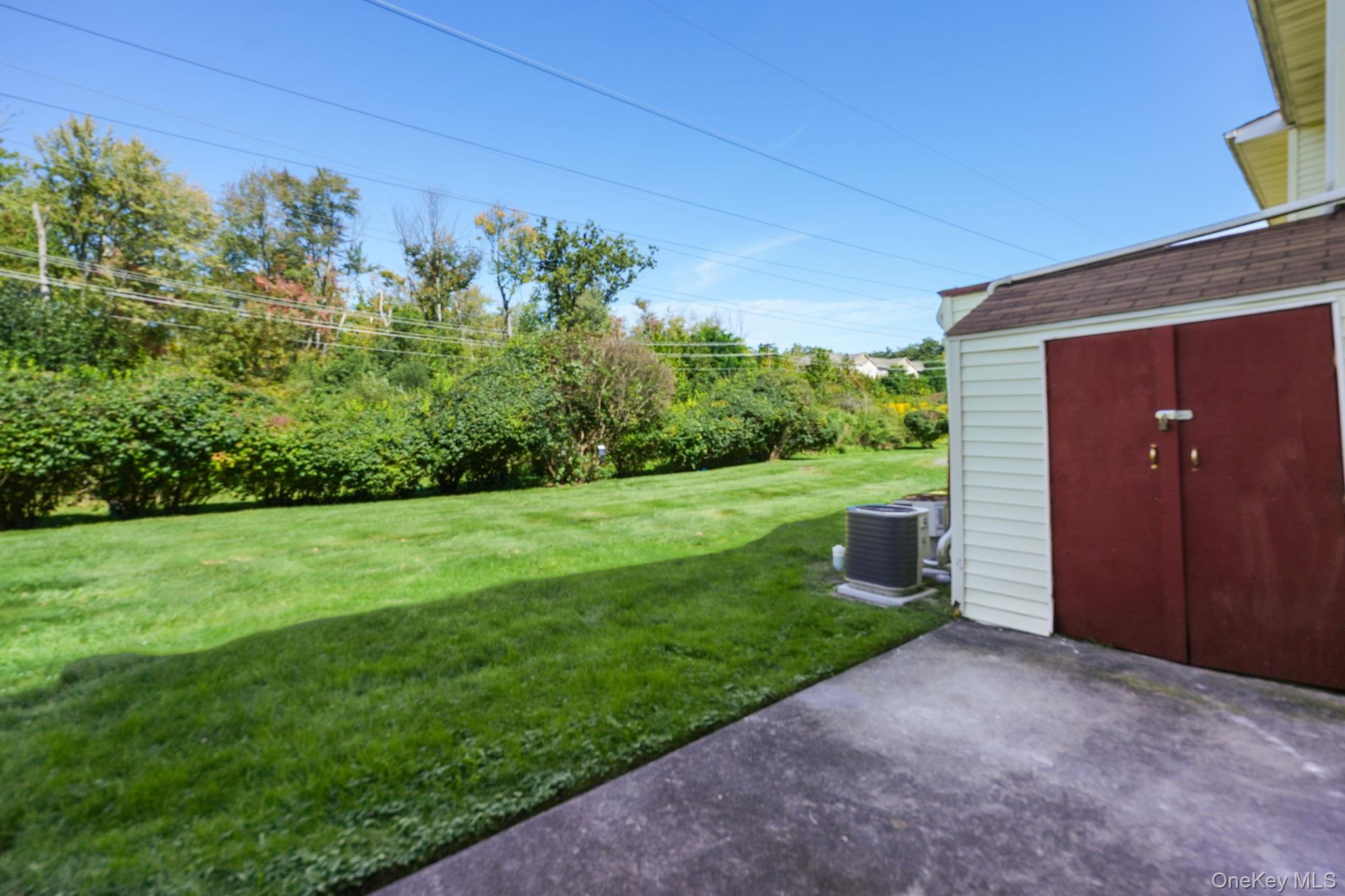 276 Temple Hill Road, Unit 1305 photo 32