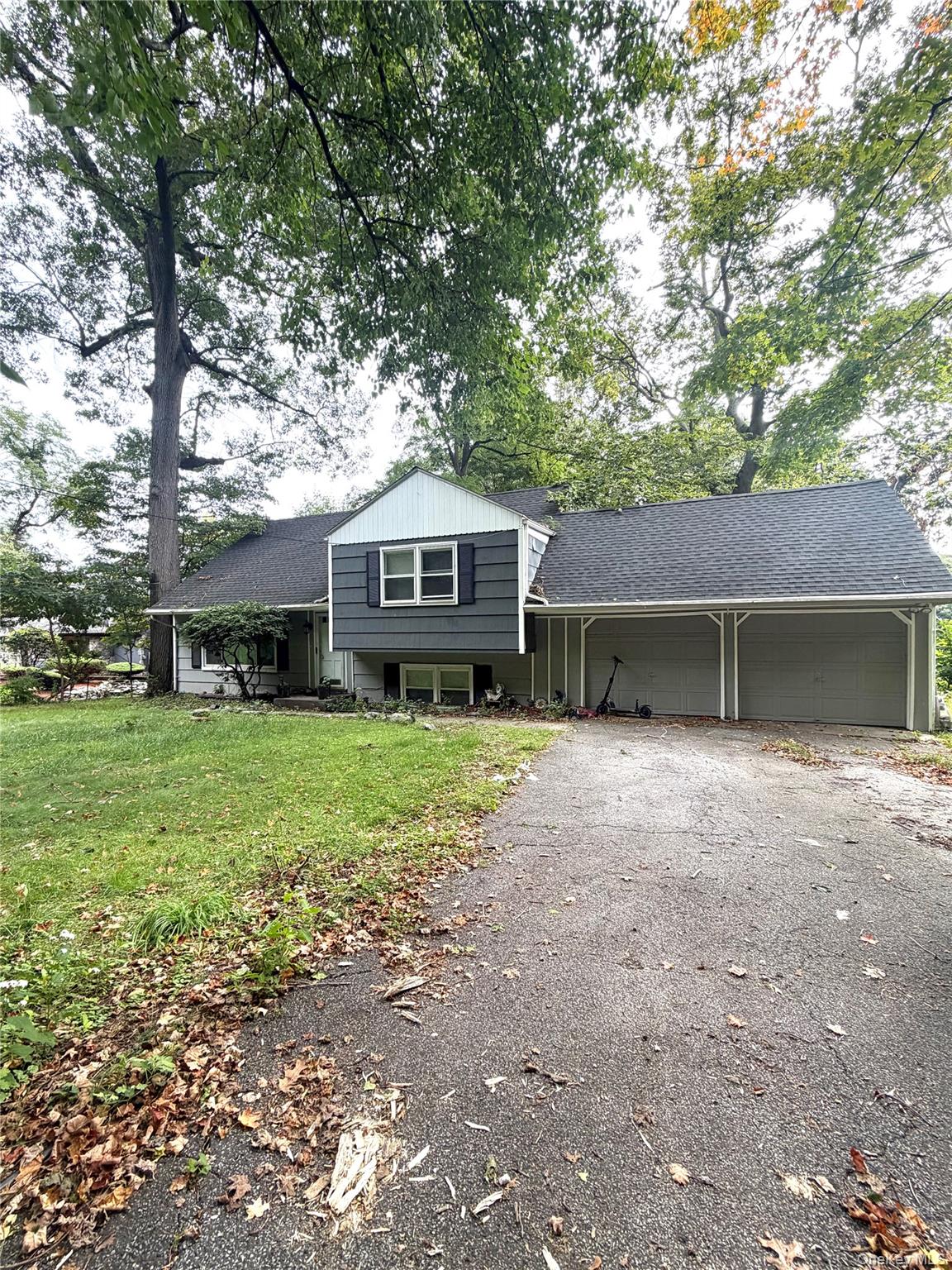 48 Briar Hill Drive – For Sale