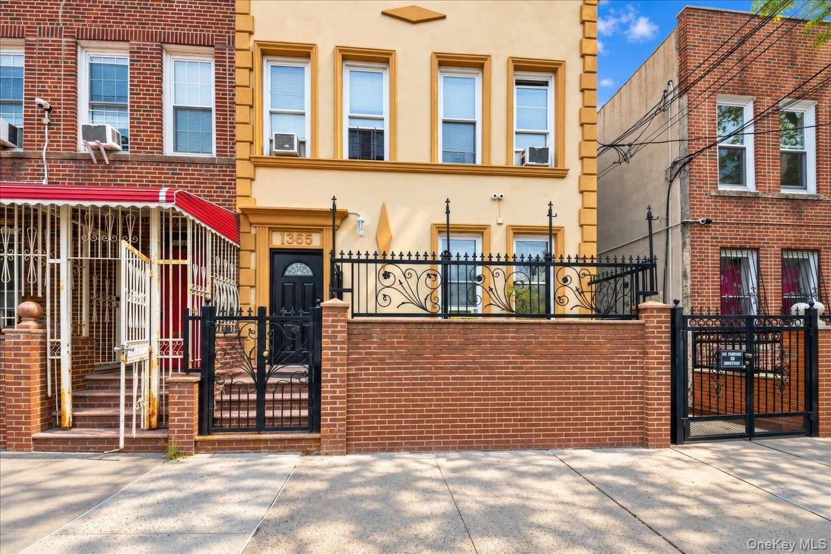 1385 Bronx River Avenue – For Sale photo 3