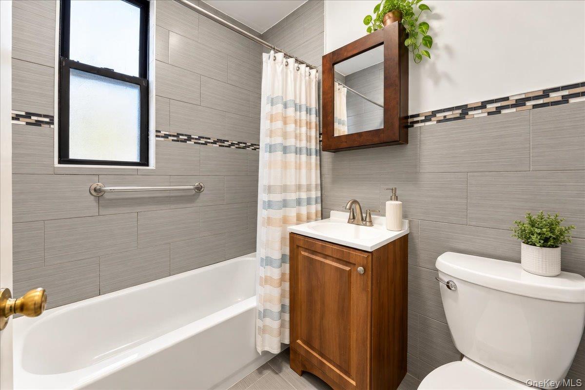 1385 Bronx River Avenue – For Sale photo 7
