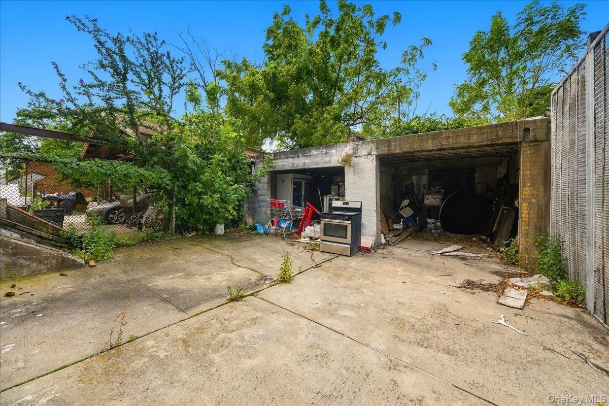 1385 Bronx River Avenue – For Sale photo 17