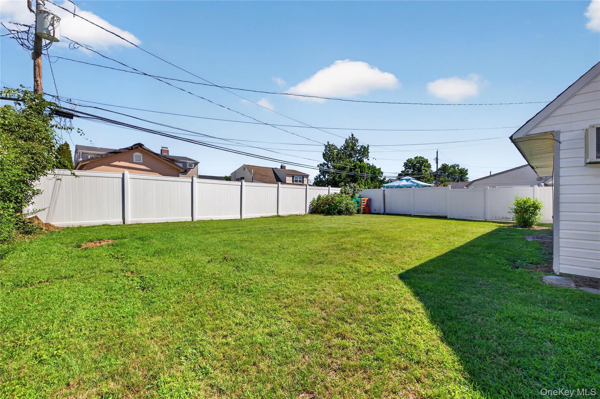 17 Berry Lane – For Sale photo 5