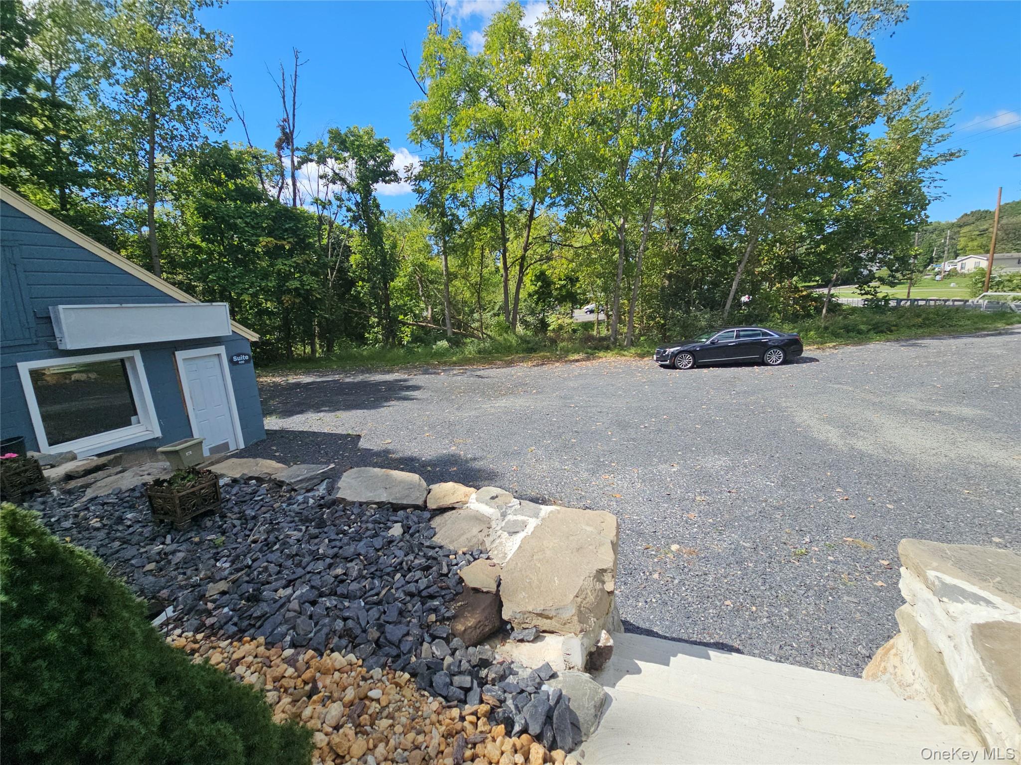 967 Little Britain Road – For Sale photo 27