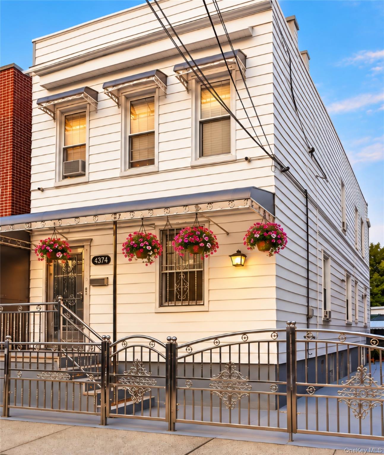 4374 Wickham Avenue – For Rent