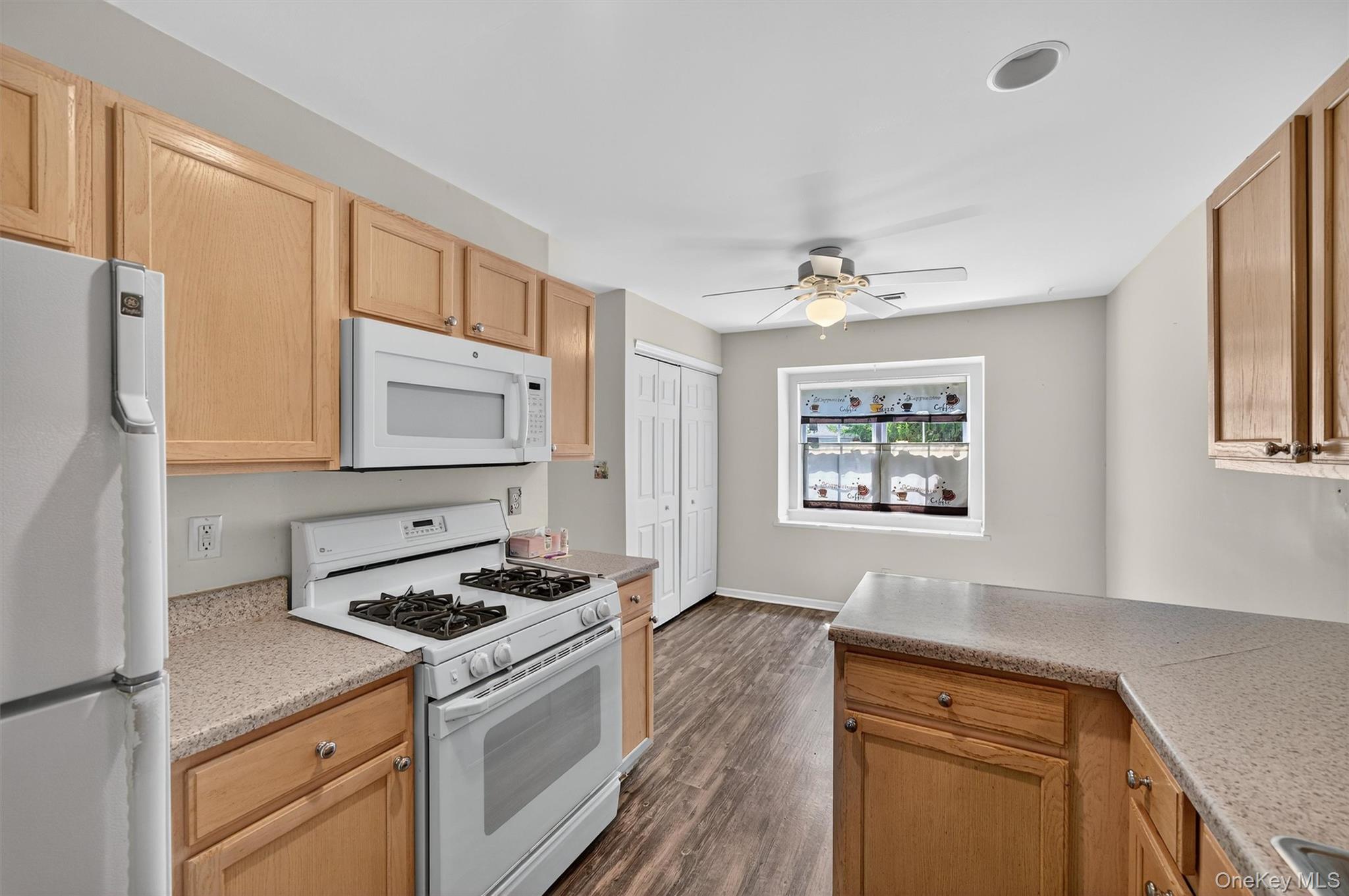 226 Eagleton Drive – For Rent photo 12