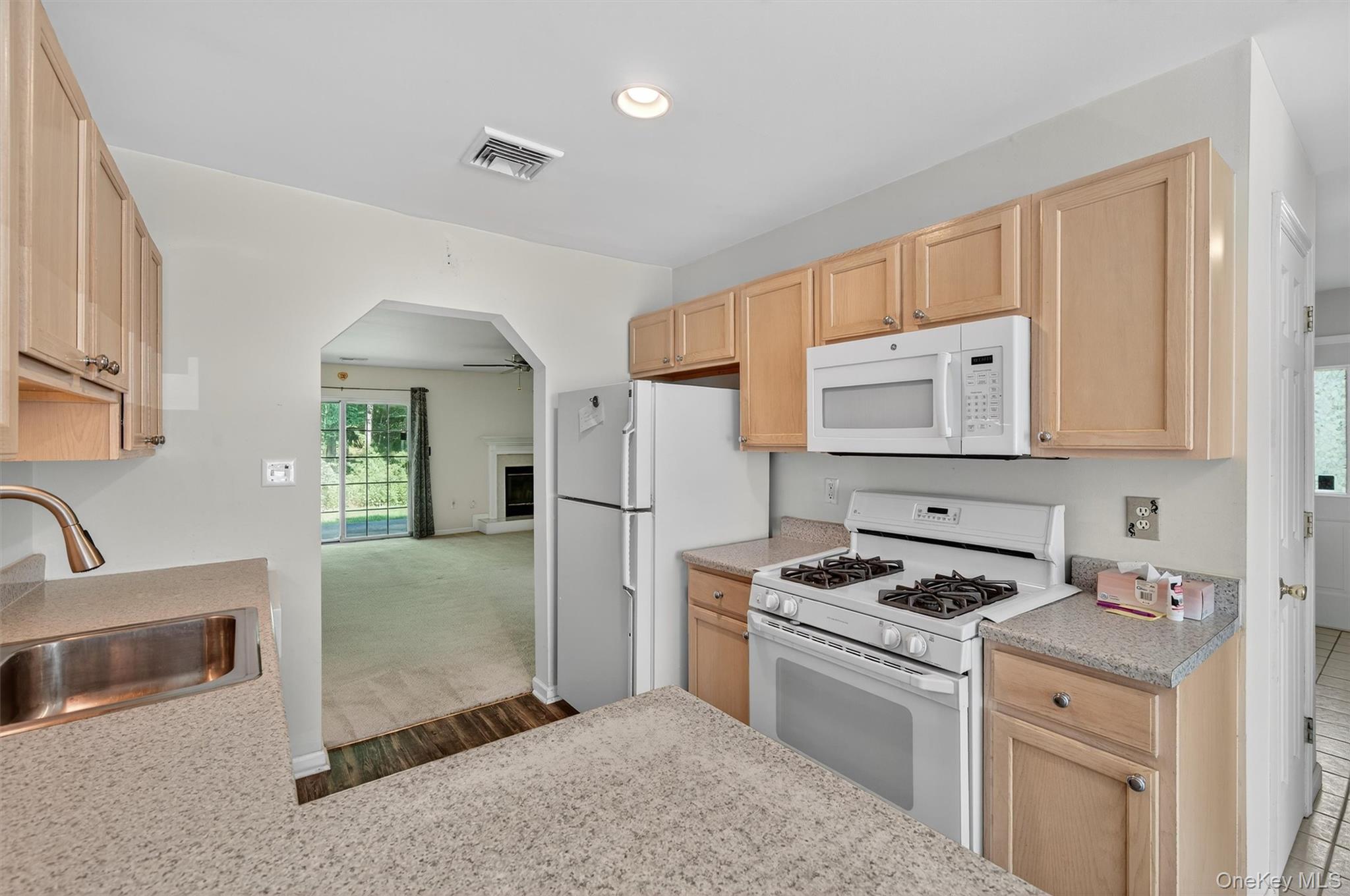 226 Eagleton Drive – For Rent photo 13