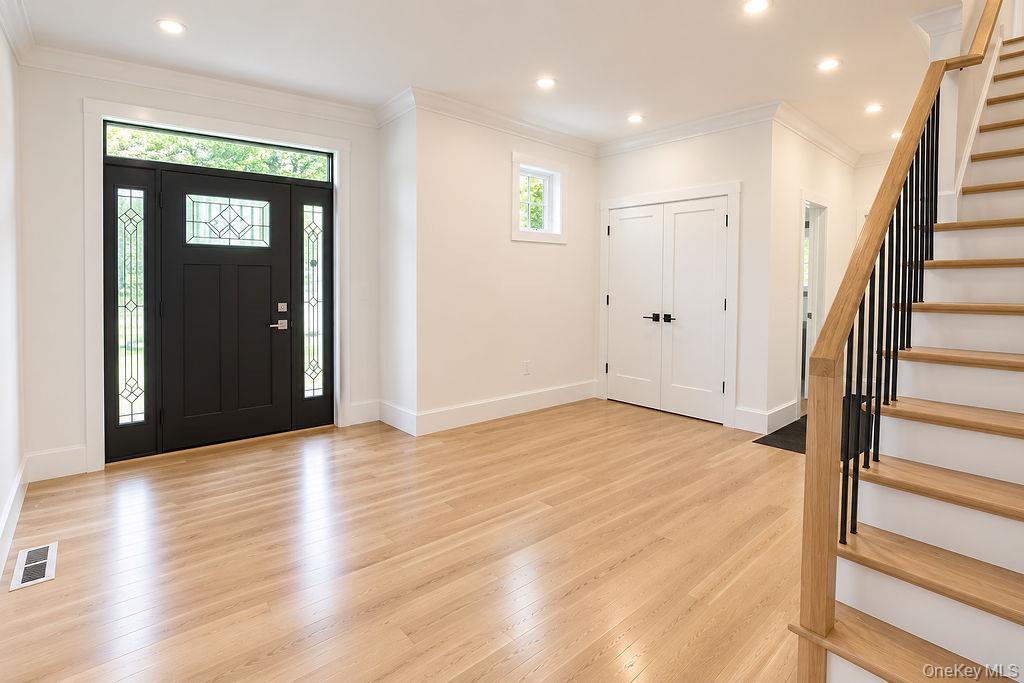 218 W Tyler Avenue – For Sale photo 7