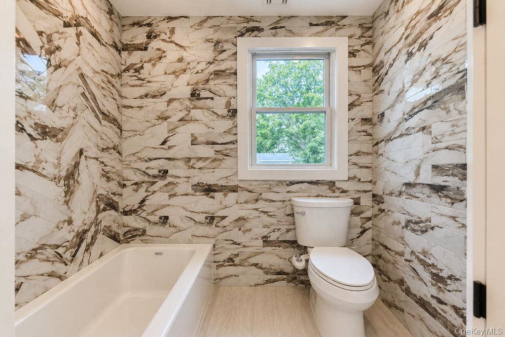218 W Tyler Avenue – For Sale photo 36