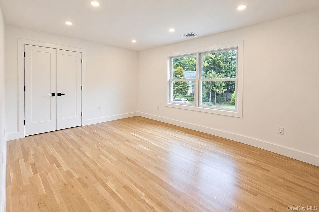 218 W Tyler Avenue – For Sale photo 32