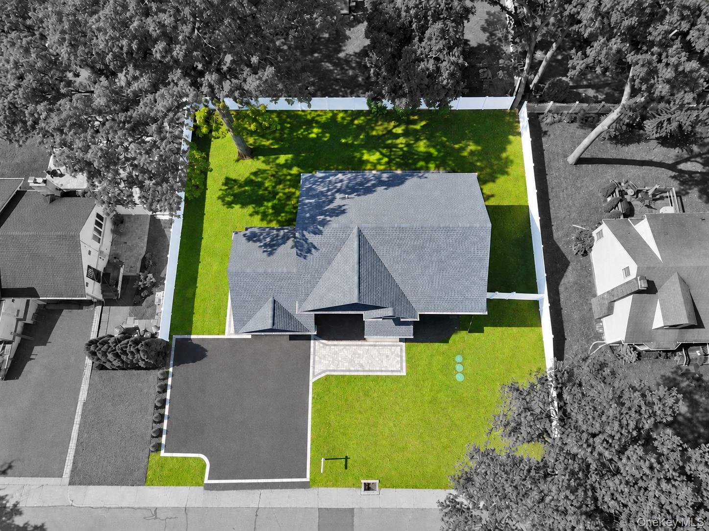 218 W Tyler Avenue – For Sale photo 4