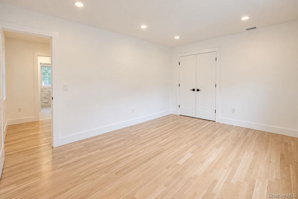 218 W Tyler Avenue – For Sale photo 31