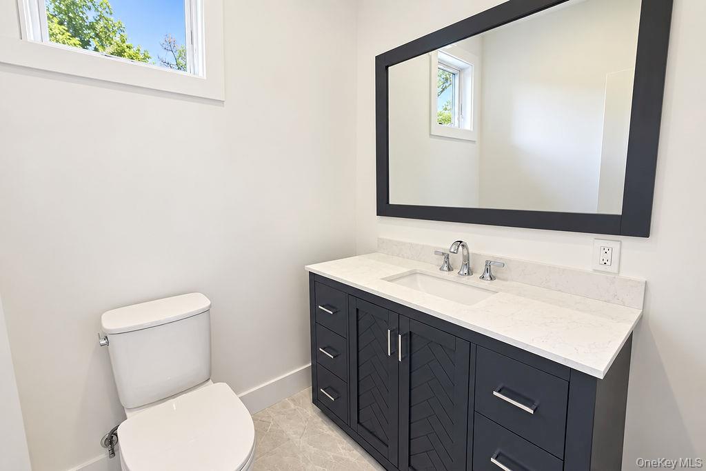 218 W Tyler Avenue – For Sale photo 23