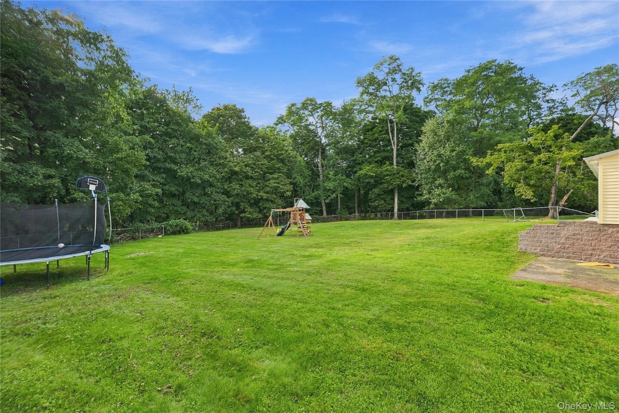 39 Clintonwood Drive – For Sale photo 33
