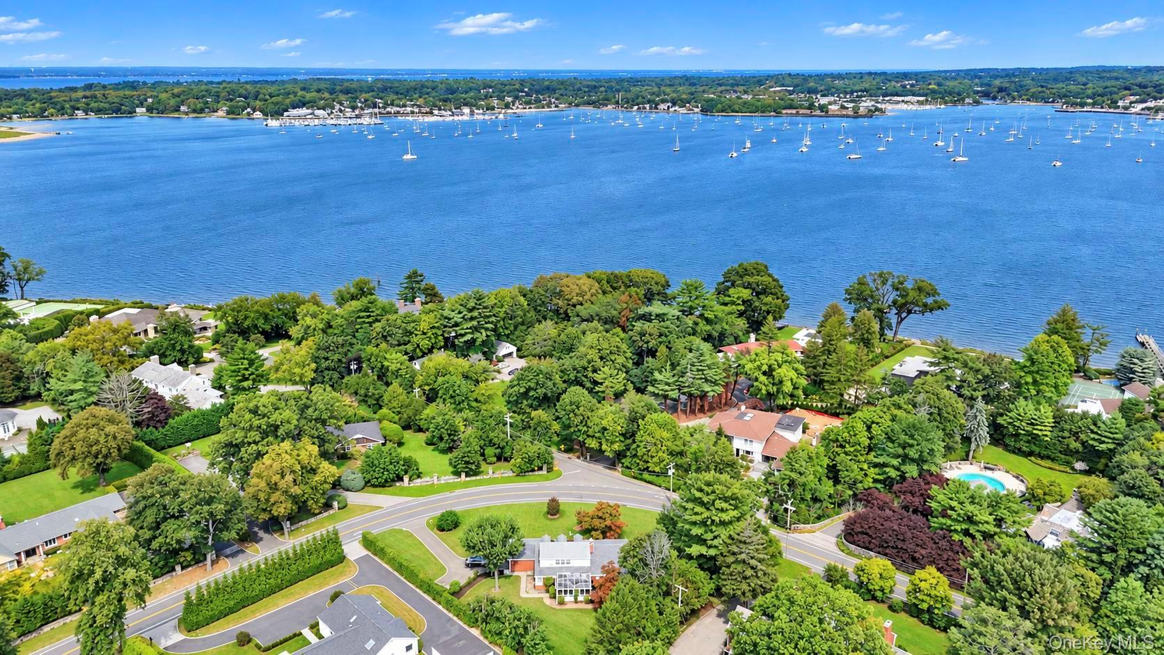 517 E Shore Road – For Sale photo 30