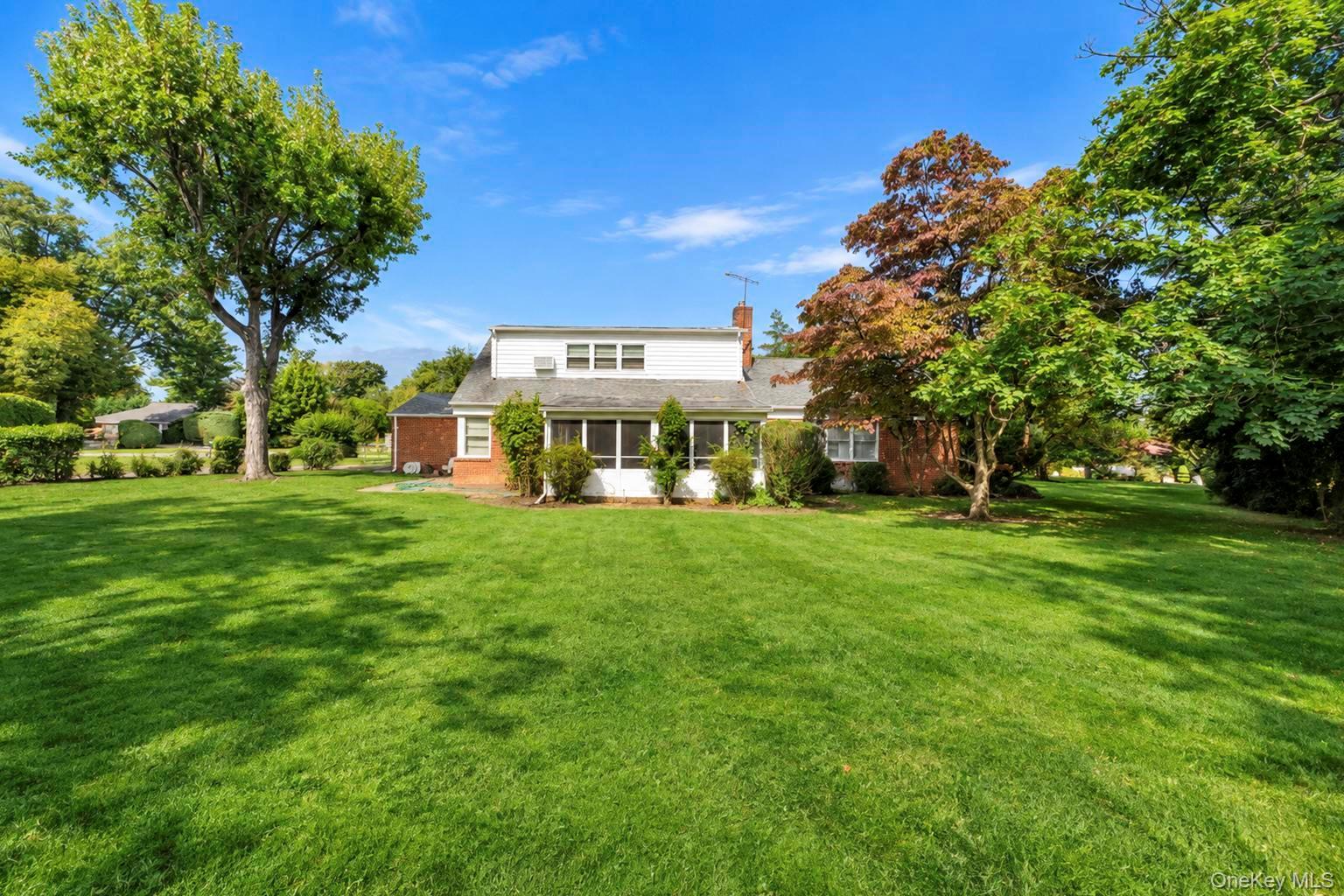 517 E Shore Road – For Sale photo 26