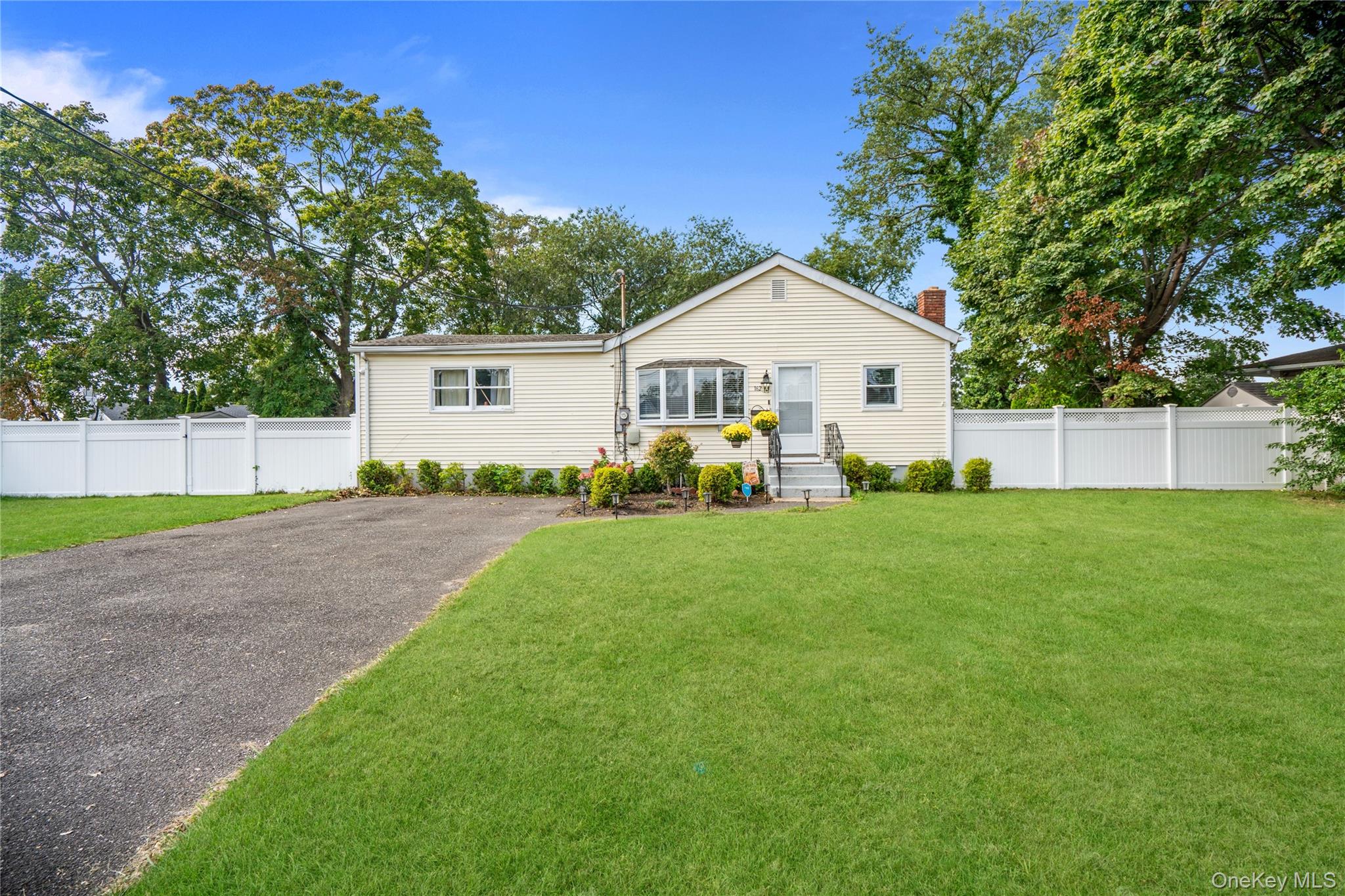 162 Carlls Path – For Sale