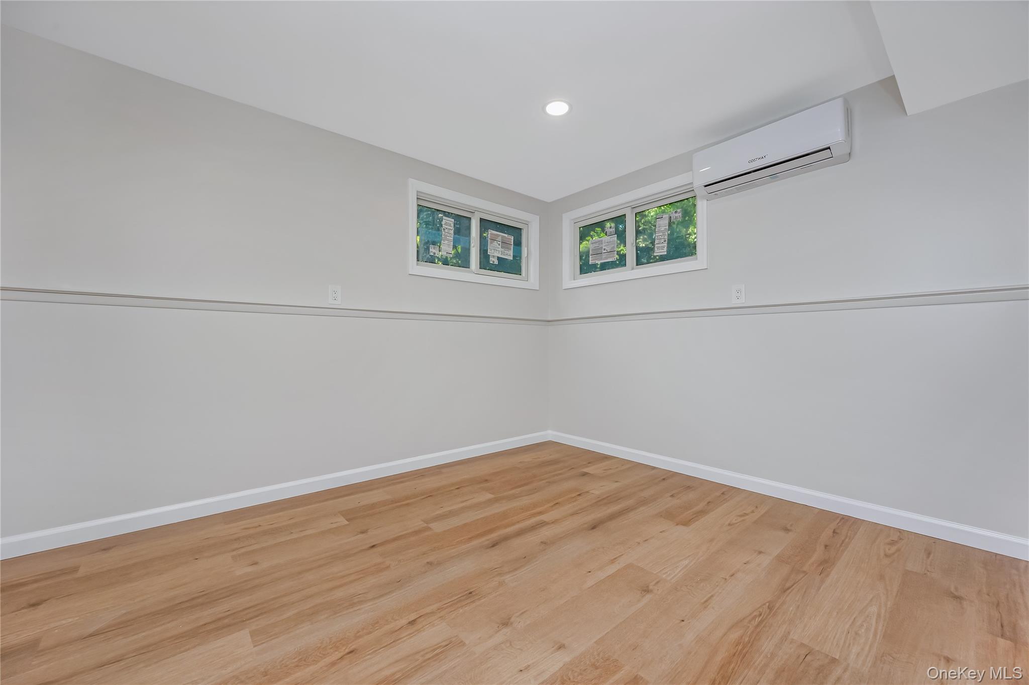 145 Lenore Lane – For Sale photo 21