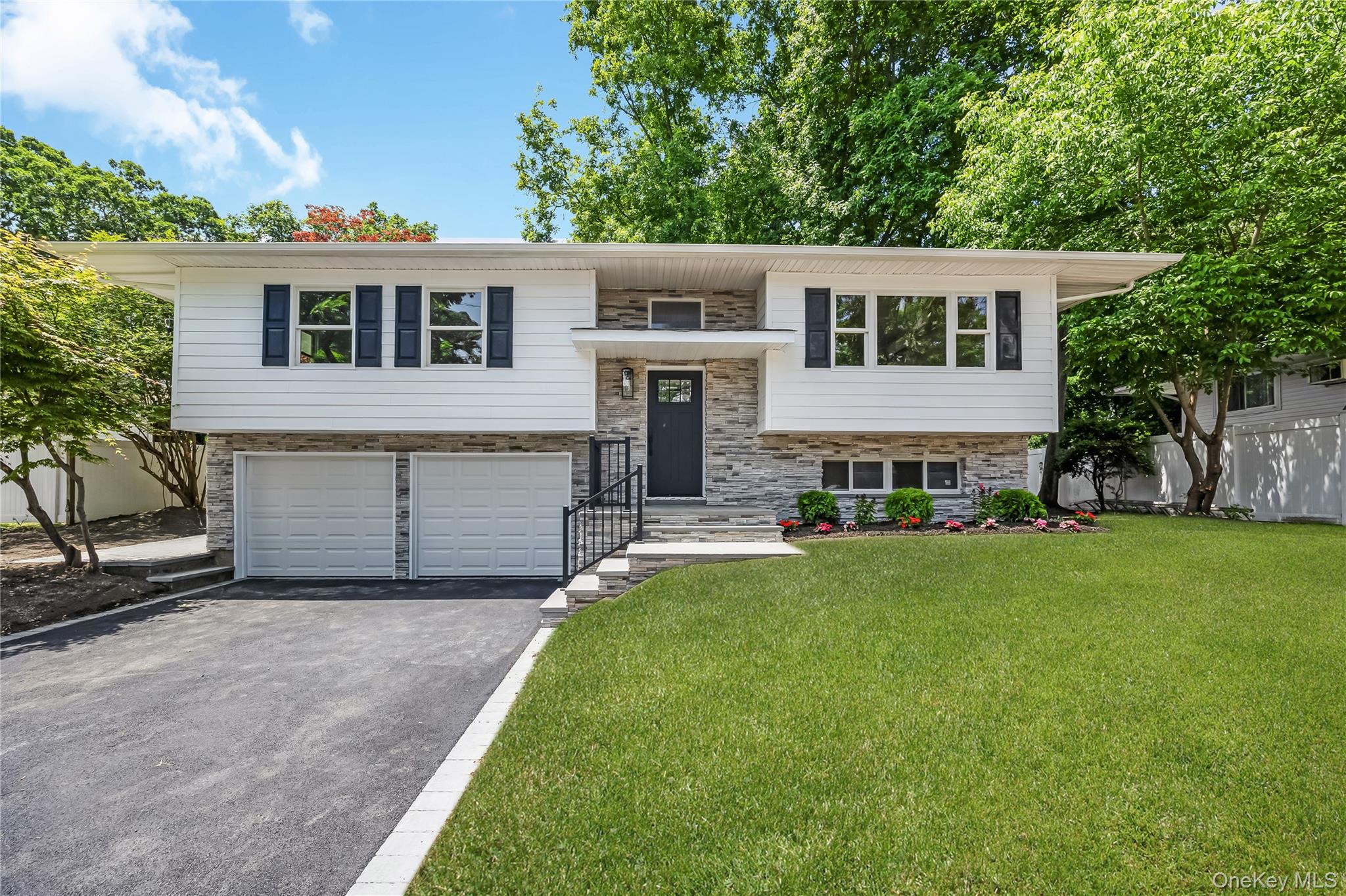 145 Lenore Lane – For Sale