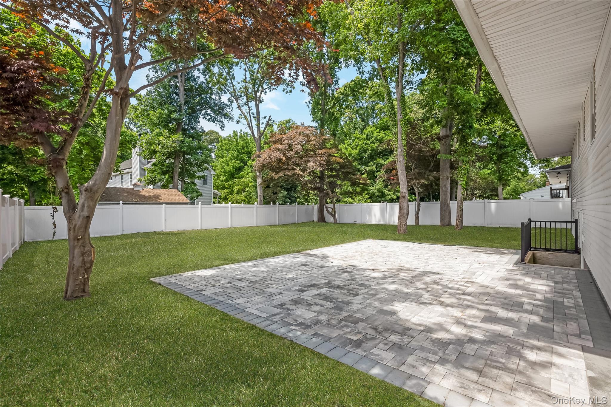 145 Lenore Lane – For Sale photo 28