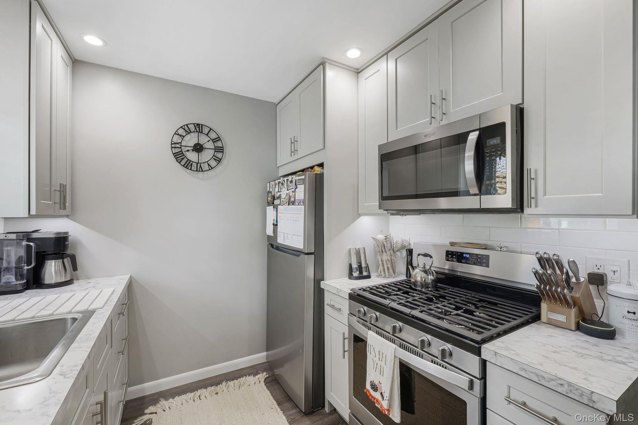 8 Keystone Park – For Sale photo 17