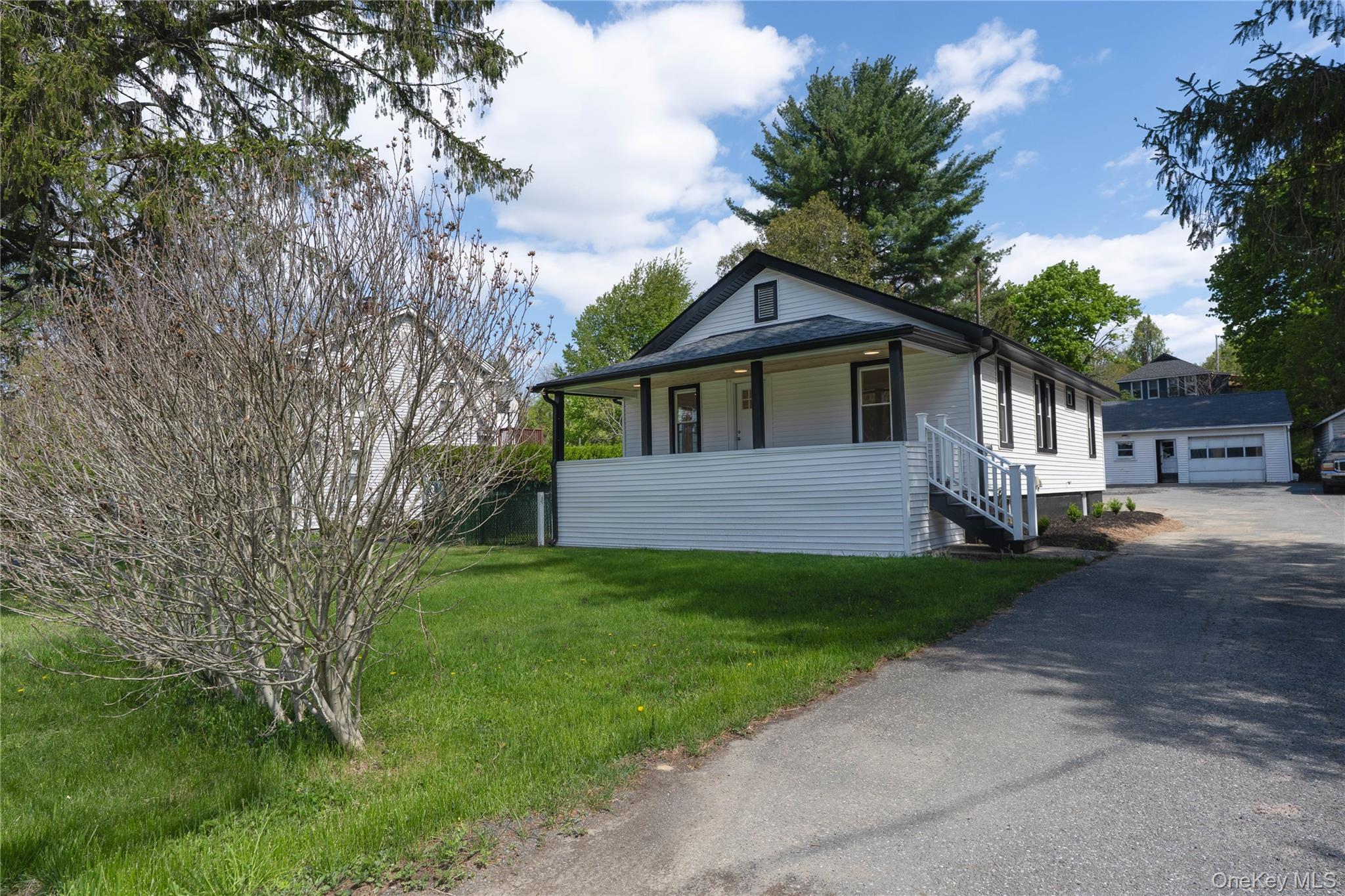 22 Seybolt Avenue – For Sale photo 2