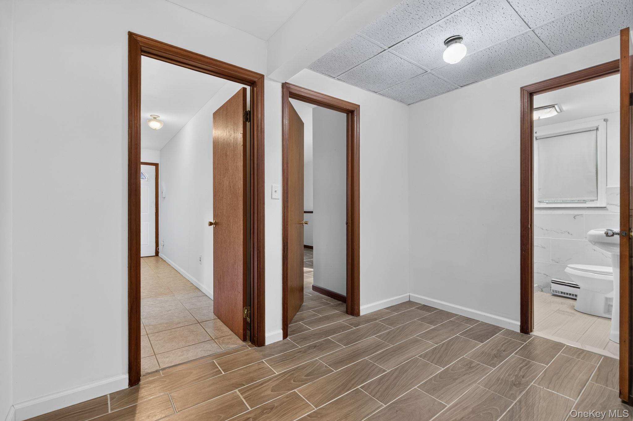 155 Stoneleigh Avenue, Unit 1 photo 14