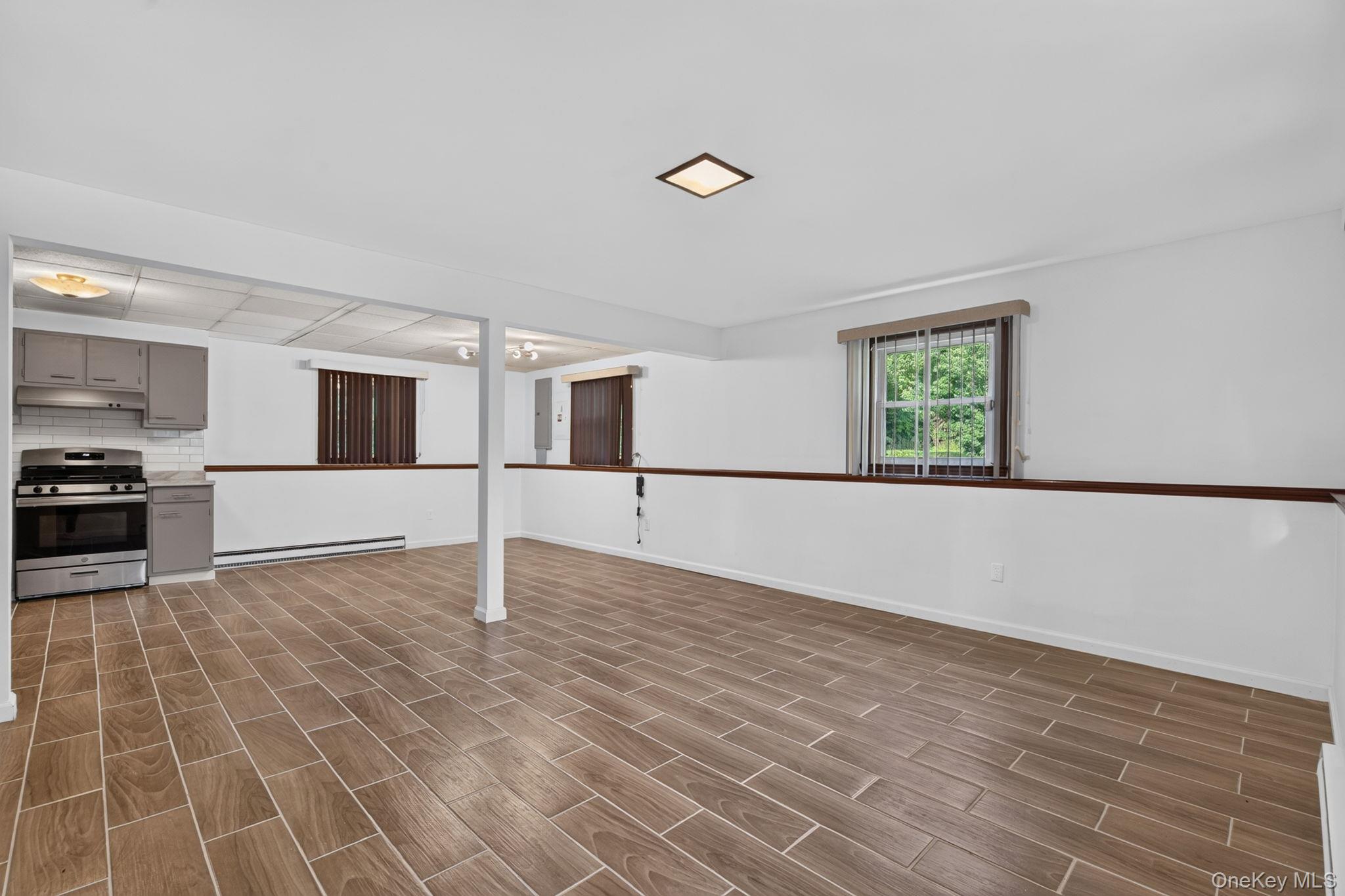 155 Stoneleigh Avenue, Unit 1 photo 17