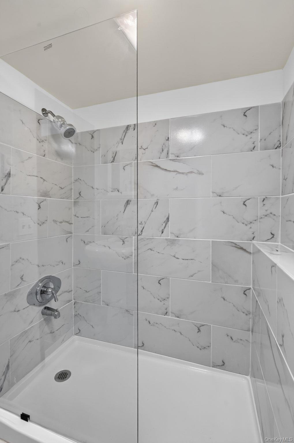 155 Stoneleigh Avenue, Unit 1 photo 10