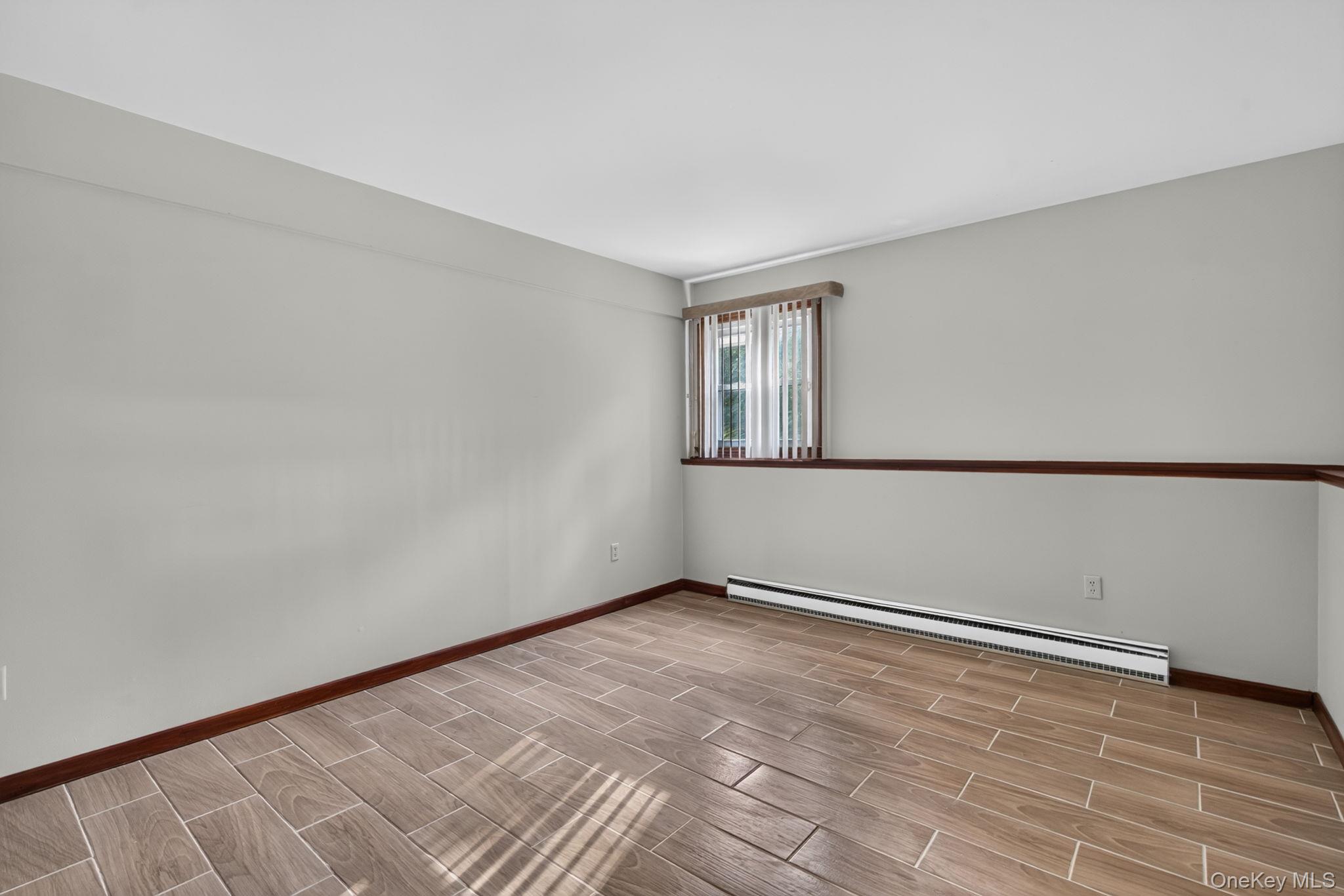 155 Stoneleigh Avenue, Unit 1 photo 5
