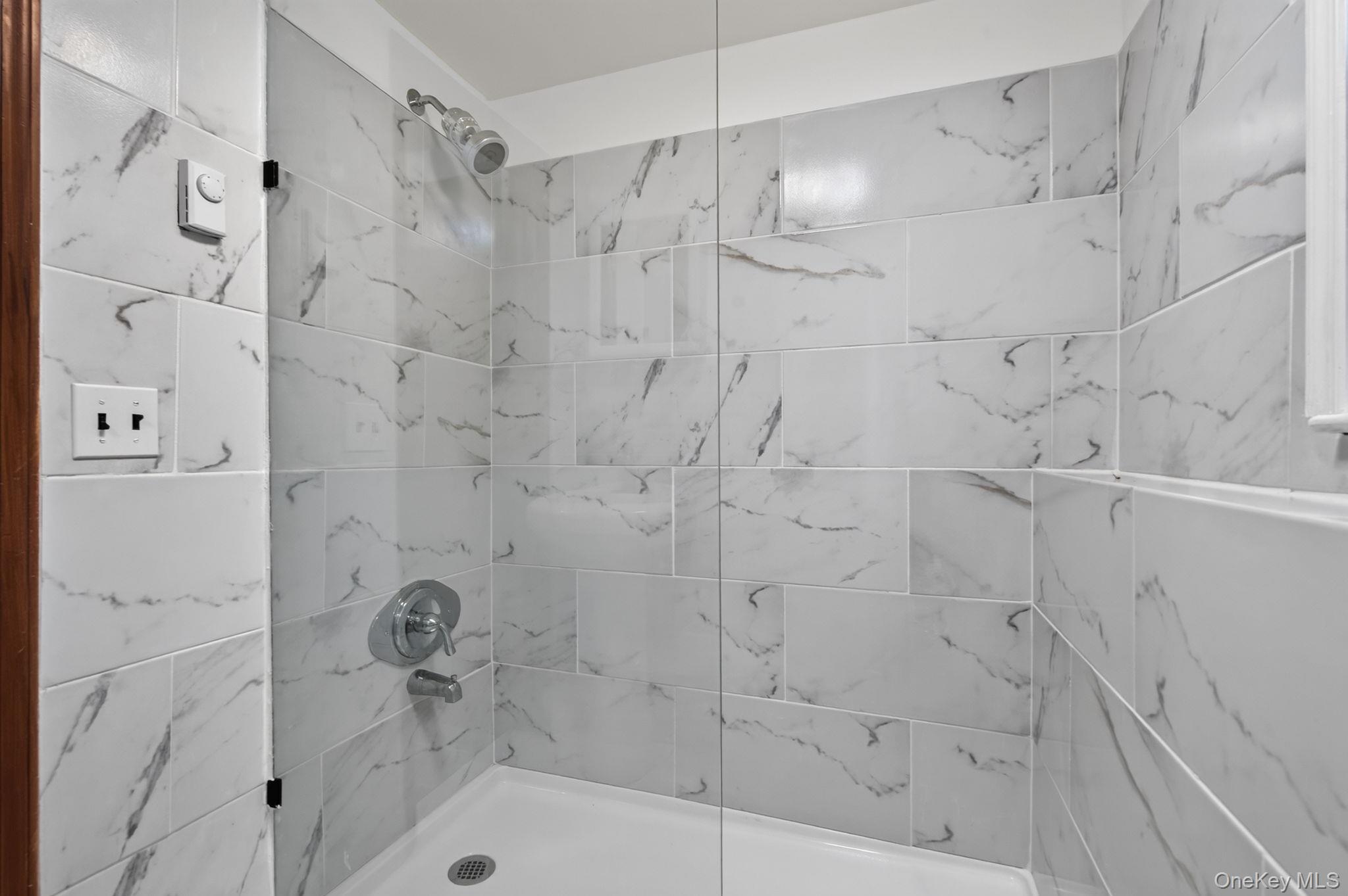 155 Stoneleigh Avenue, Unit 1 photo 11