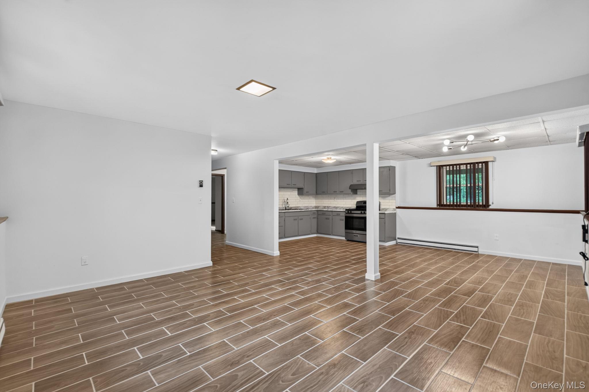 155 Stoneleigh Avenue, Unit 1 photo 18