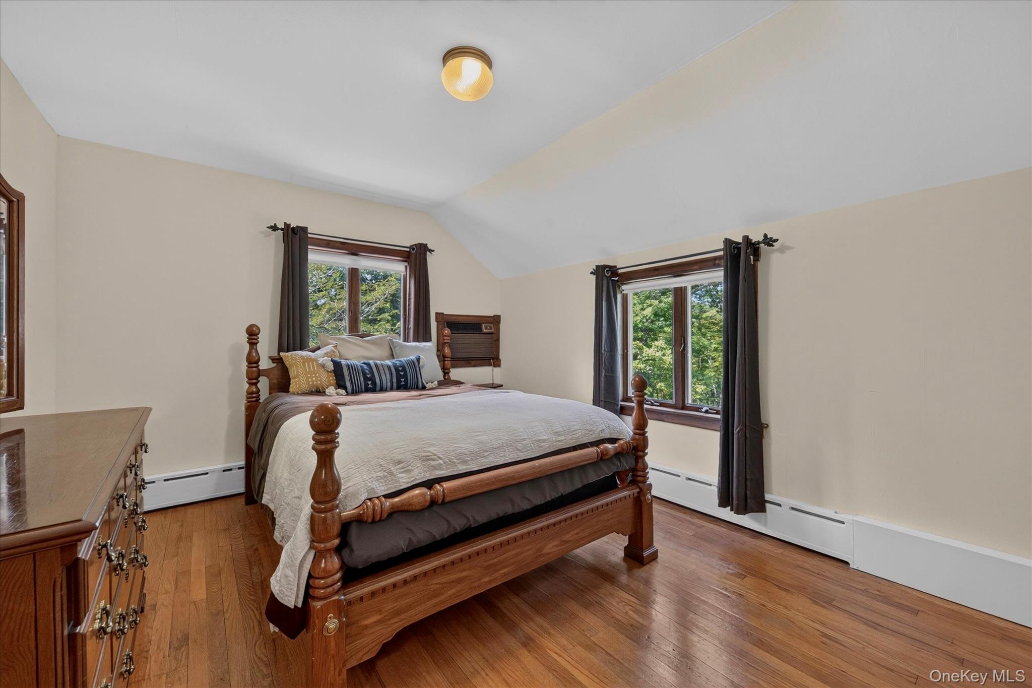 10 Park Drive – For Sale photo 11