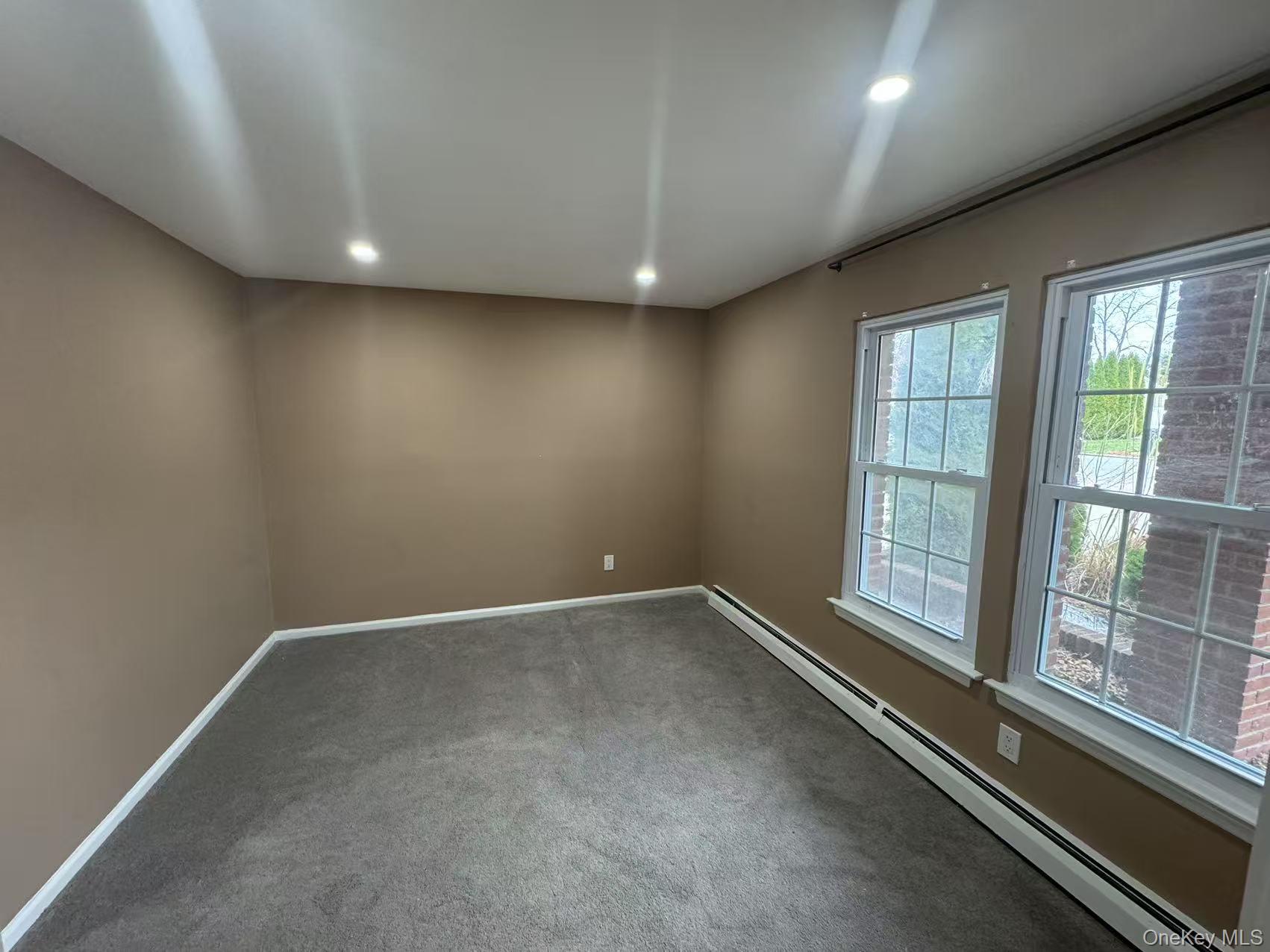 80 Lincoln Avenue – For Rent photo 9