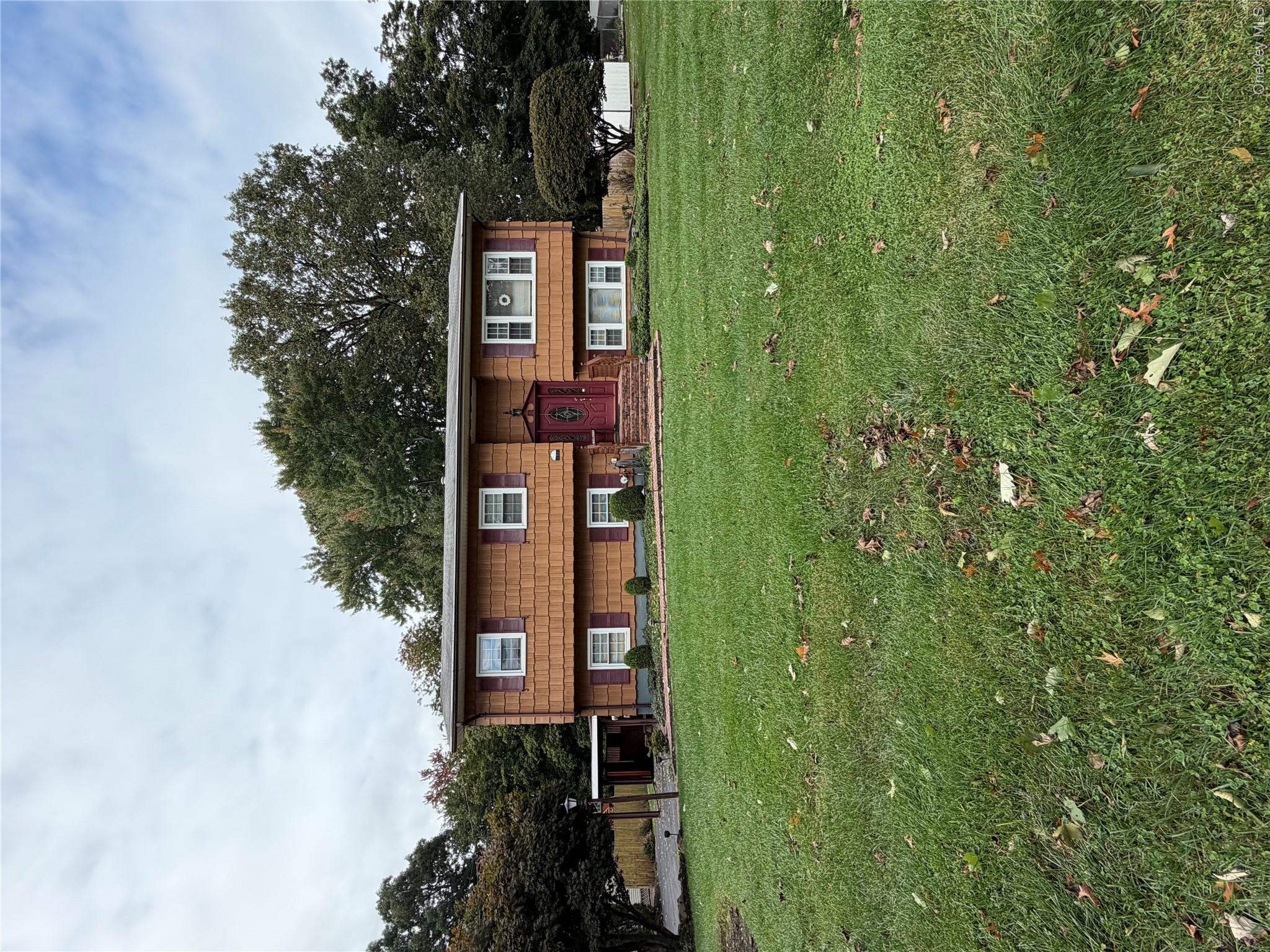 131 Sleepy Hollow Lane – For Sale