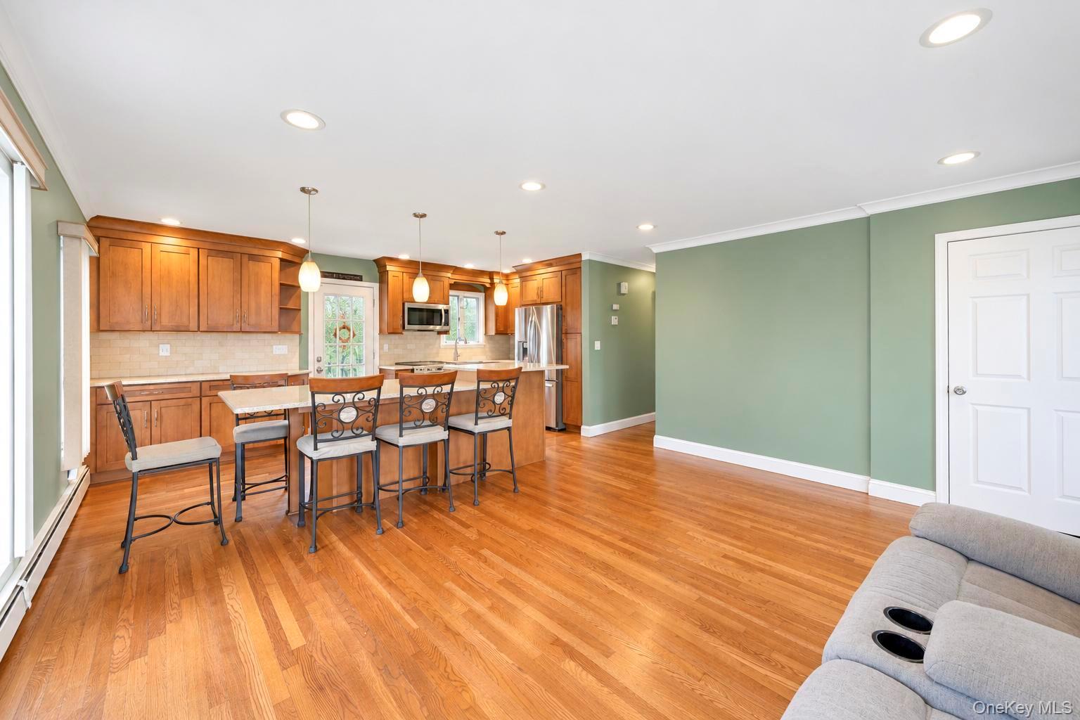 226 N Walnut Street – For Sale photo 3