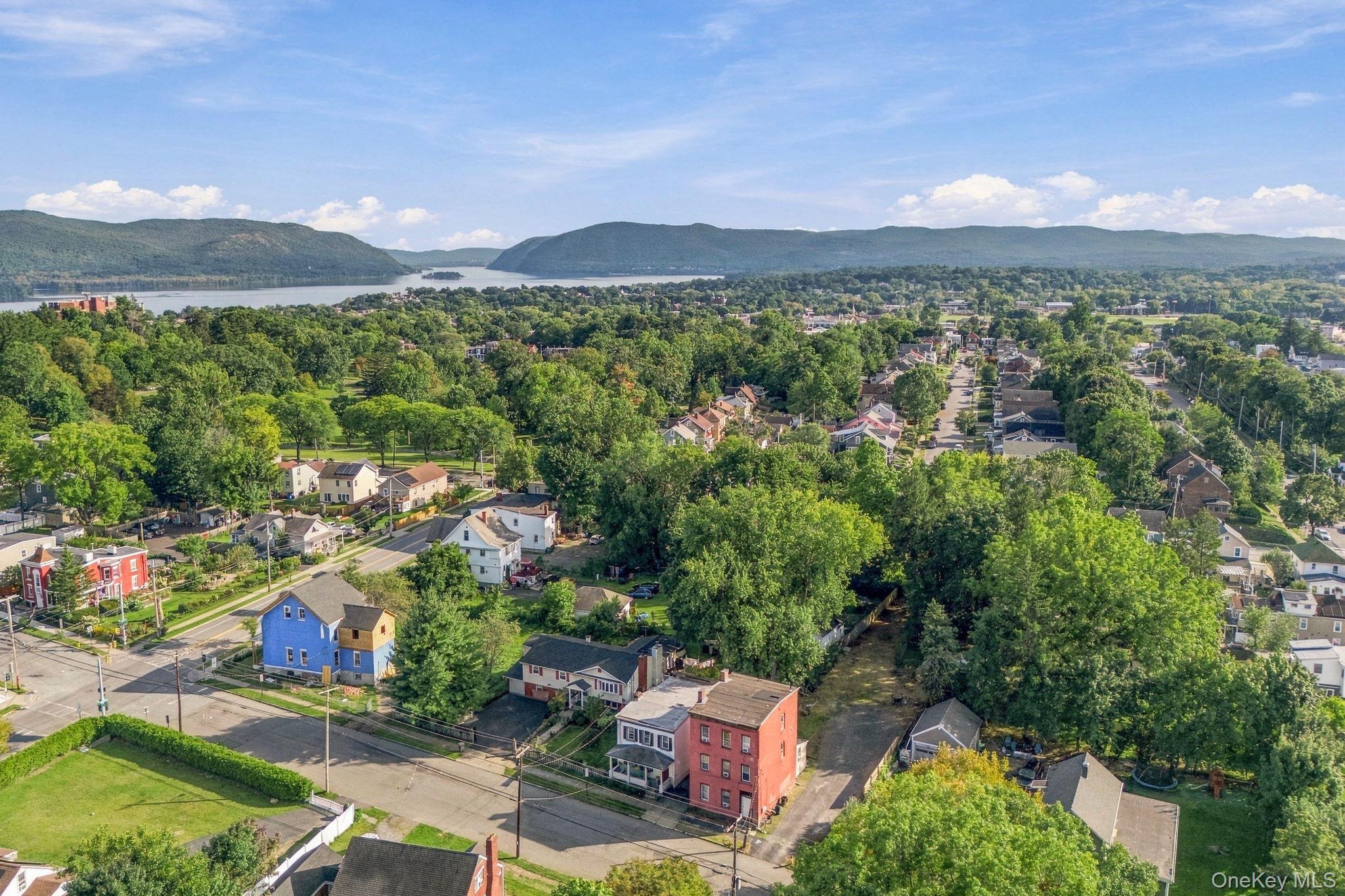 209 Gidney Avenue – For Sale photo 27