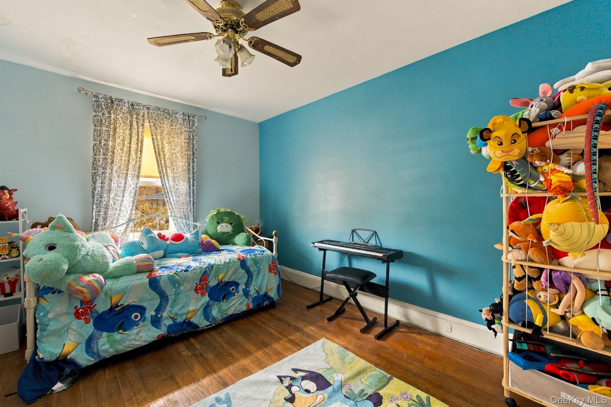 209 Gidney Avenue – For Sale photo 19